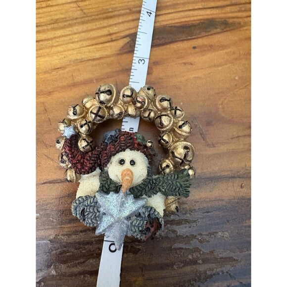 Vintage Christmas Brooch Snowman Holding Star Carrot Nose Snow Flake Pin - Picture 6 of 7